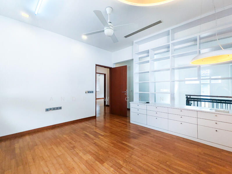 For Rent - 2 storey bungalow, Casa Grande