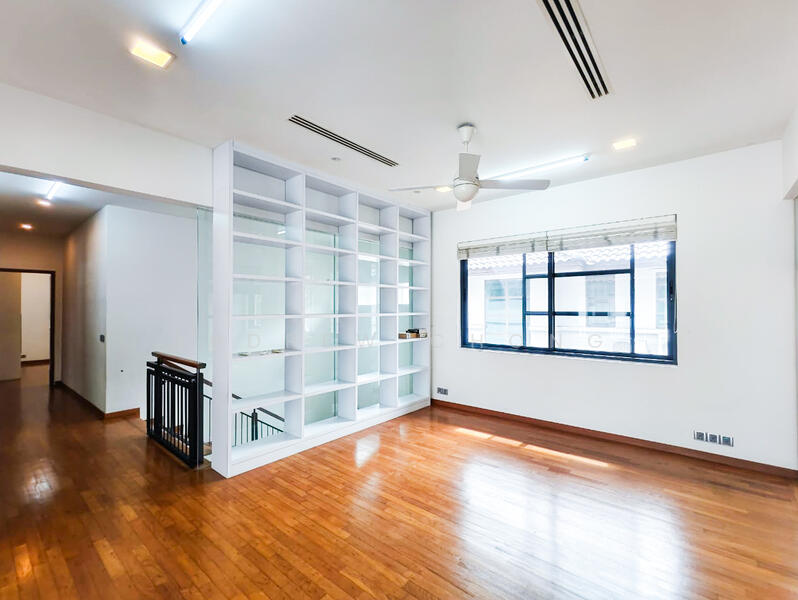 For Rent - 2 storey bungalow, Casa Grande