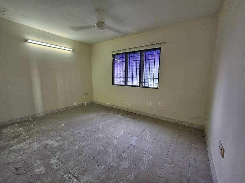 For Sale - Flora Damansara Apartment