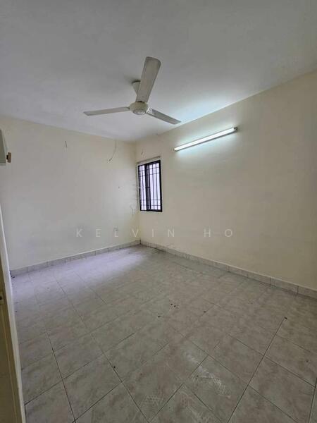 For Sale - Flora Damansara Apartment