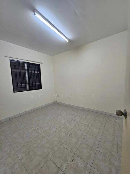 For Sale - Flora Damansara Apartment