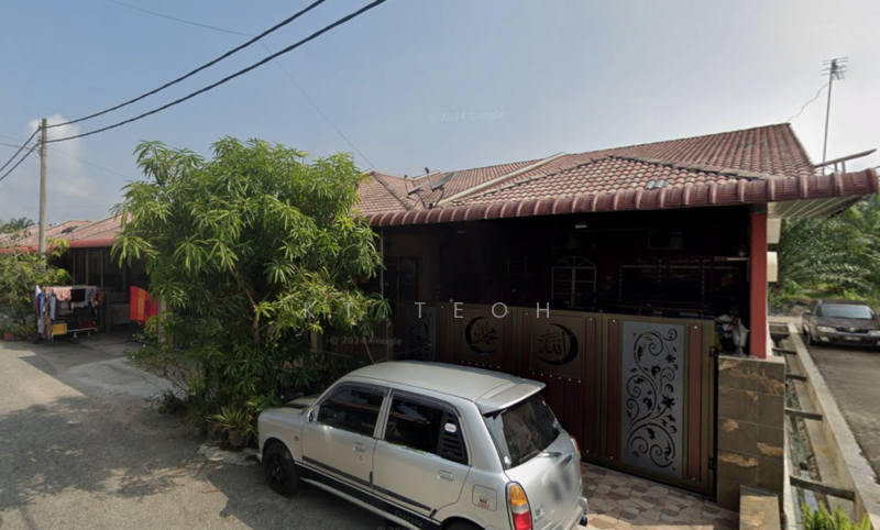 For Sale - Below Market Value; 1 Sty Mid Terrace @ Taman Seri Melur, Ayer Tawar