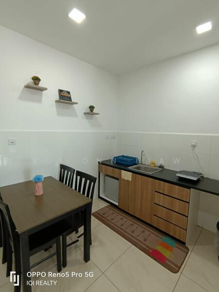 For Rent - Manhattan Suites @ ITCC