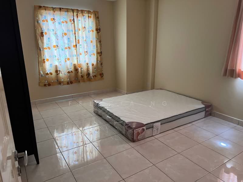 Condominium for Rent at Skyvilla @ D'Island - Felicia Ng - Bedroom - PropertyGuru.com.my