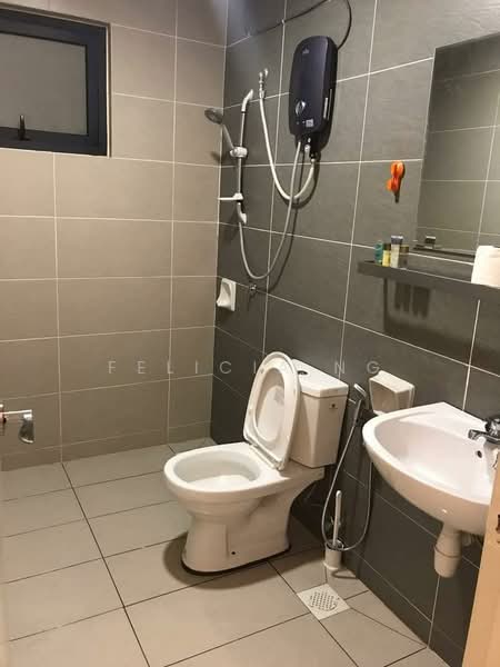 Condominium for Rent at Skyvilla @ D'Island - Felicia Ng - Bathroom - PropertyGuru.com.my