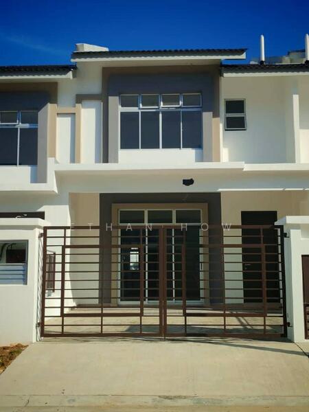 For Rent - Citrine Hills Double-Storey Terrace House @ BBKP