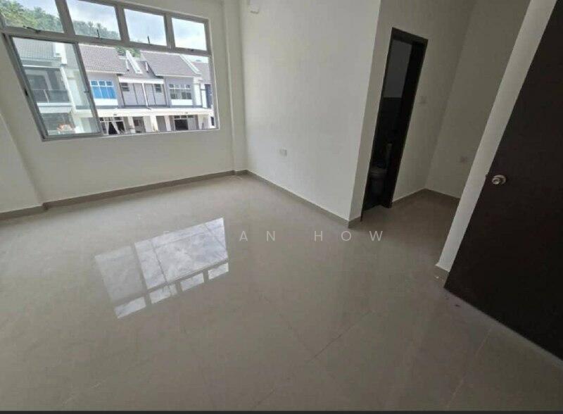 For Rent - Citrine Hills Double-Storey Terrace House @ BBKP