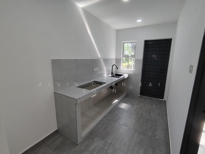 Untuk Dijual - Double Storey Terrace for Sale - Taman Melaka Baru, Melaka