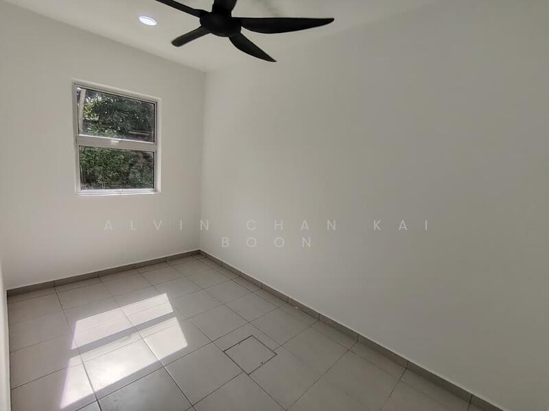Untuk Dijual - Double Storey Terrace for Sale - Taman Melaka Baru, Melaka