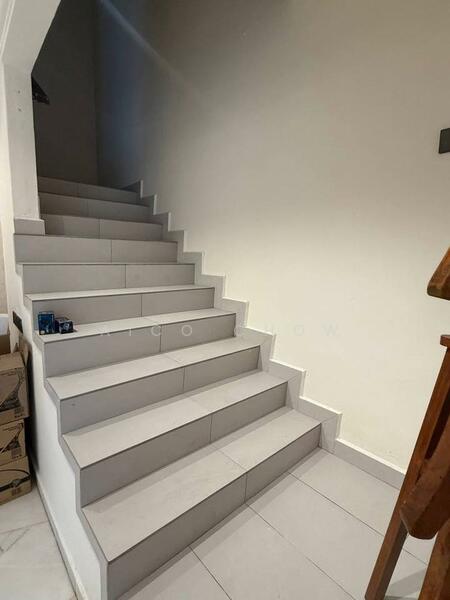 For Sale - Ipoh Jalan Kuala Kangsar Taman Che Wan Double Storey Corner House For Sale