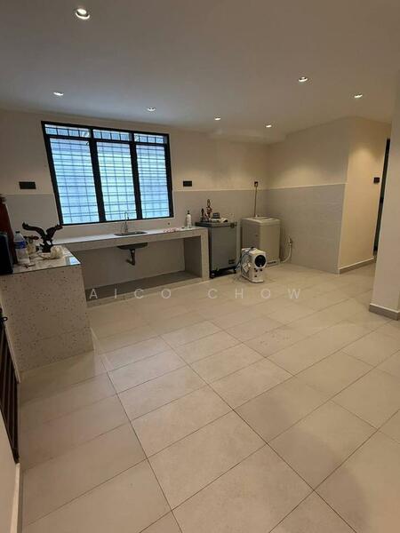 For Sale - Ipoh Jalan Kuala Kangsar Taman Che Wan Double Storey Corner House For Sale