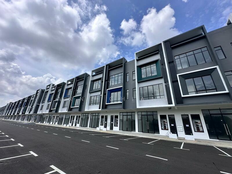 For Rent - Emerald 3 @ Austin Crest