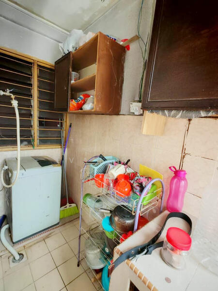 Untuk Dijual - Alpha Arena