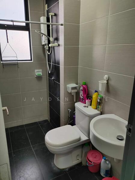 For Rent - Amaya Maluri