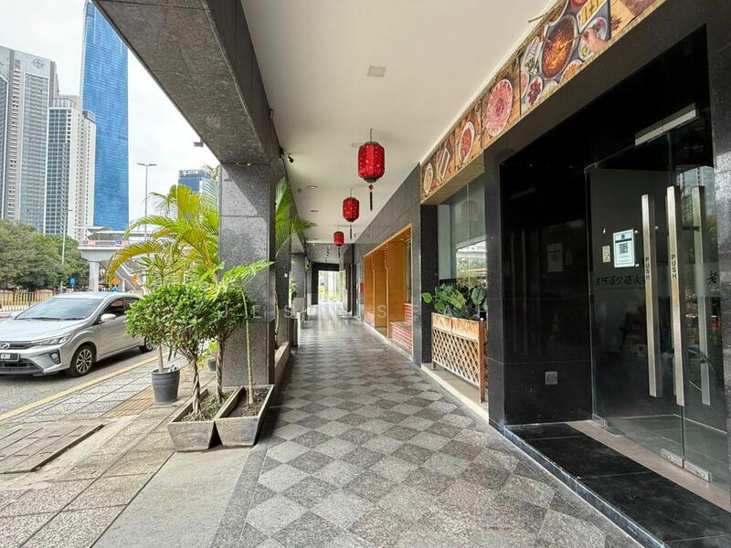 For Rent - ⭐ Corner ⭐ 2500sf ⭐ Ultra-Prime Location ⭐ Walking distance to BBCC, TRX, Times Square