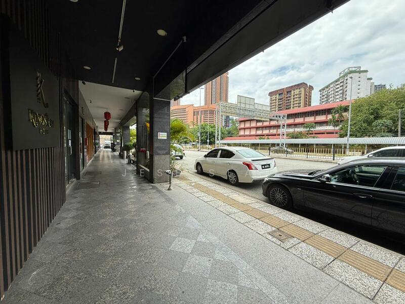 For Rent - ⭐ Corner ⭐ 2500sf ⭐ Ultra-Prime Location ⭐ Walking distance to BBCC, TRX, Times Square