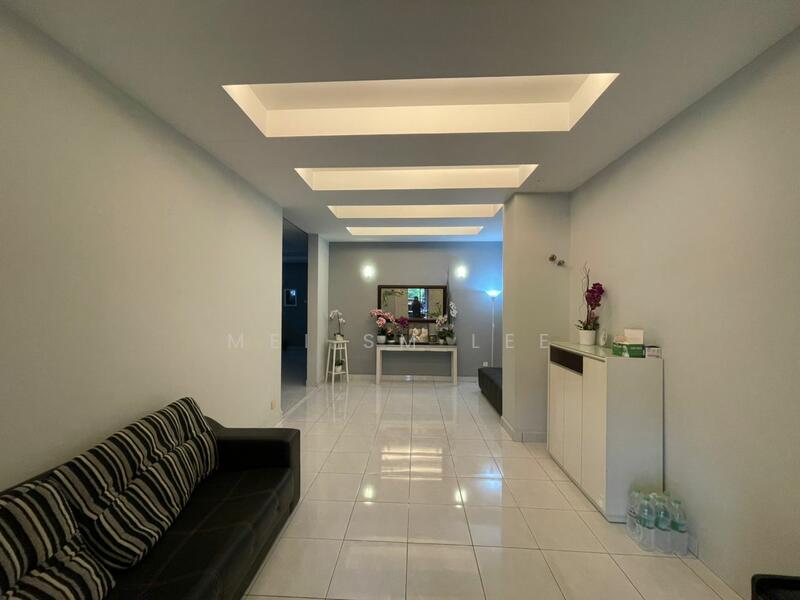 Avenue One Lake Valley Living Room