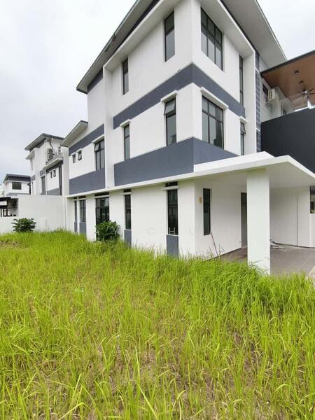 For Sale - Taman Mutiara Rini