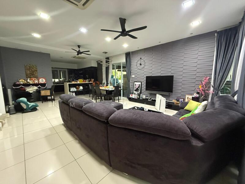 Cassia Grove, Bandar Mahkota Cheras Living Room
