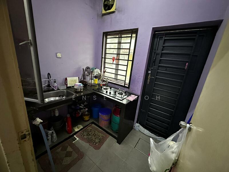 Untuk Disewa - Setia Tropika