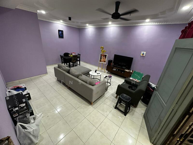 Untuk Disewa - Setia Tropika