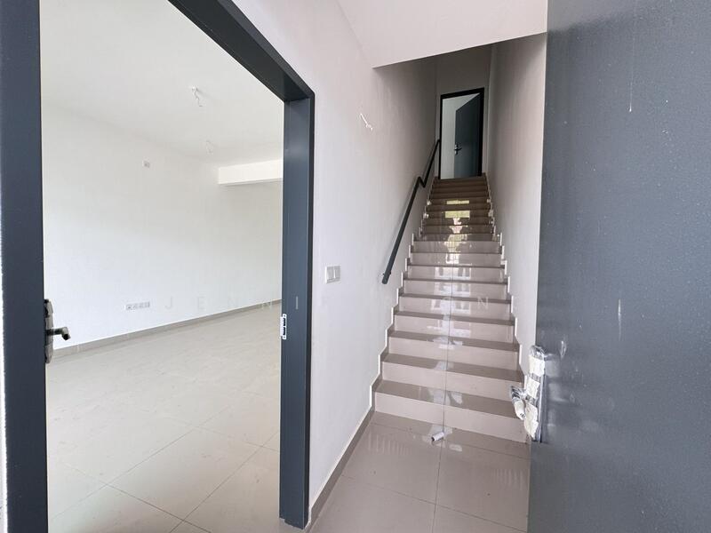 Untuk Dijual - Perjiranan 14 @ Bandar Dato Onn