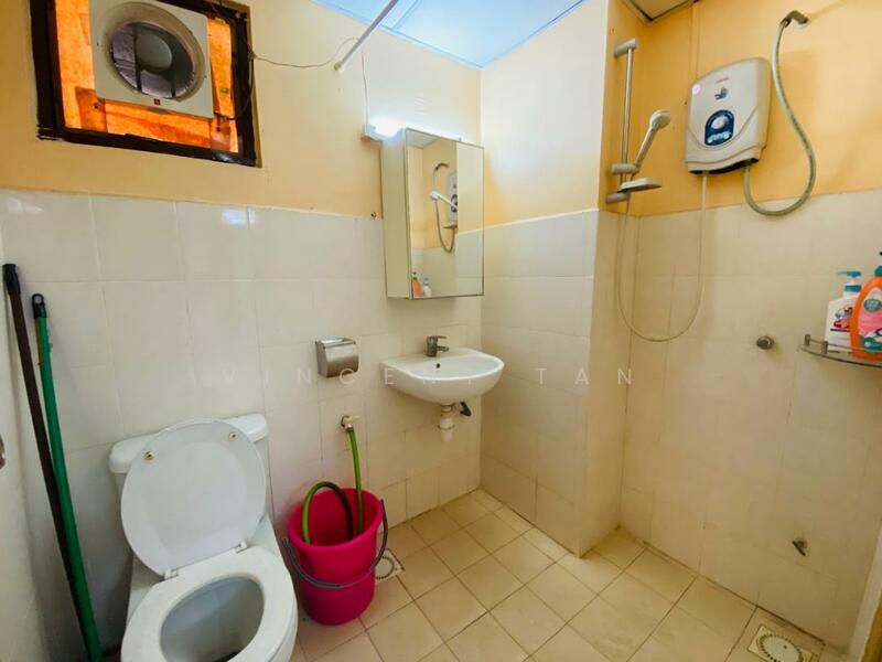 For Sale - Kemuning Aman