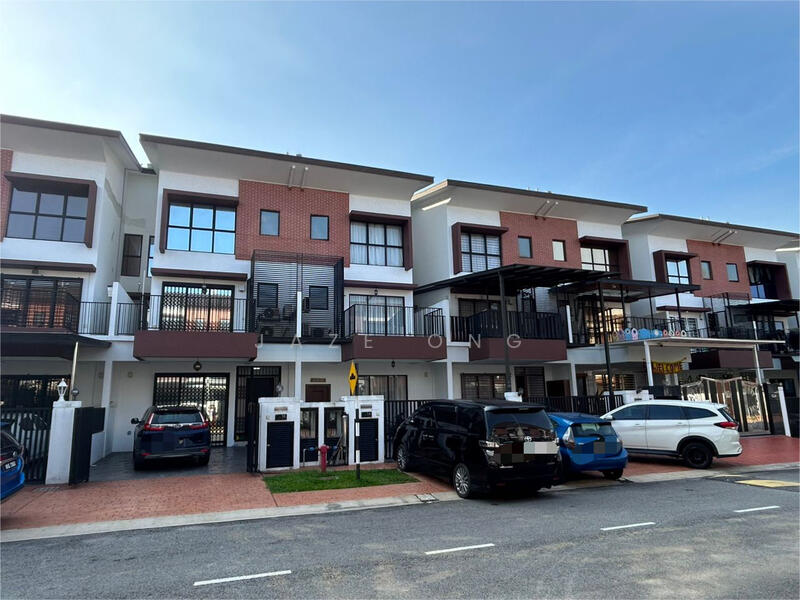 For Sale - Myra Meranti