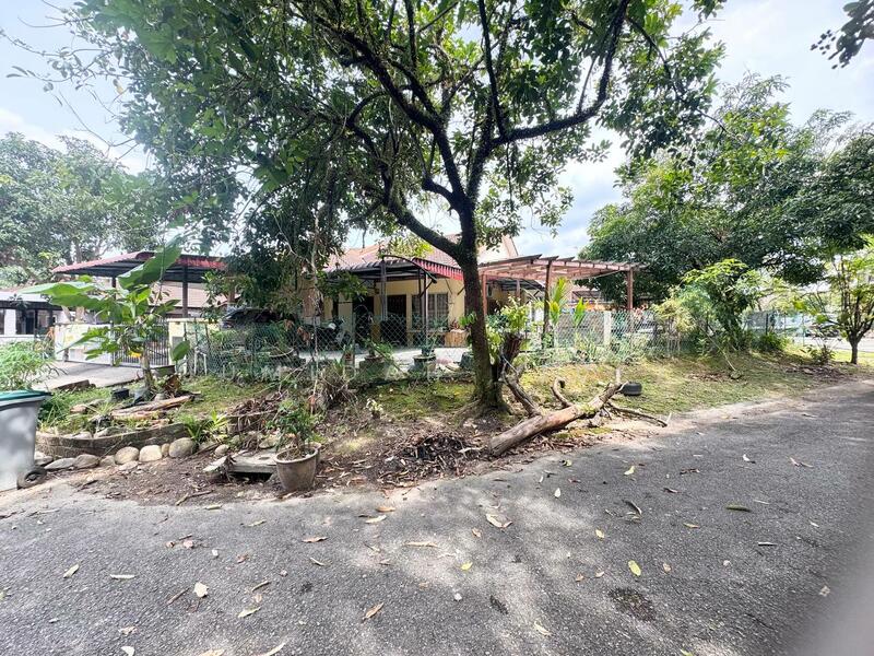 Taman Warisan Puteri Sikamat Corner Lot Single Storey Terrace CORNER LOT!!????FACING OPEN!!????