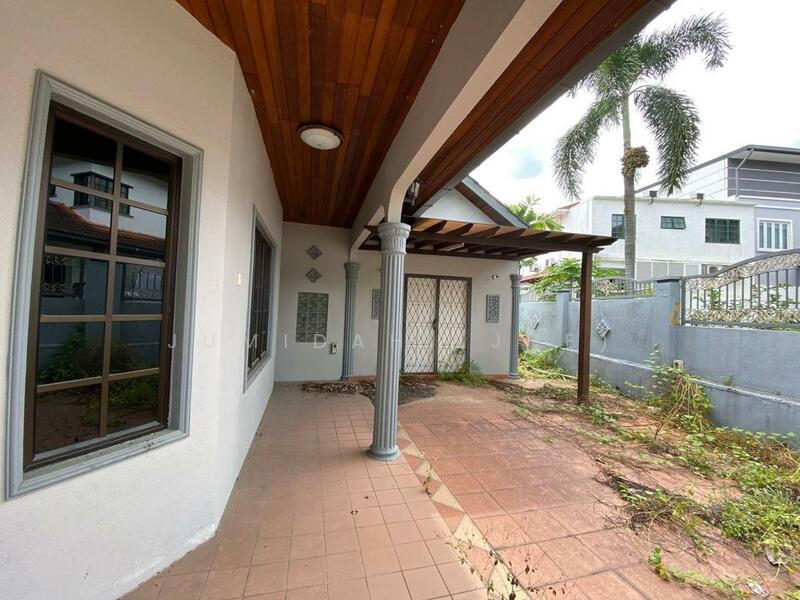 Kota Damansara Semi-D JALAN CECAWI 6, KOTA DAMANSARA