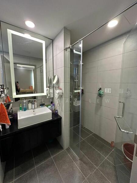 For Rent - Grand Ion Delemen