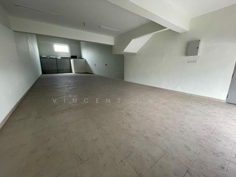 Untuk Disewa - MEDIUM & LIGHT INDUSTRIAL | 1.5 STOREY FACTORY | HIGH CELLING