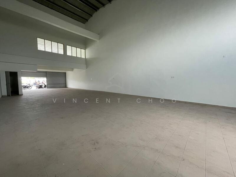 Untuk Disewa - MEDIUM & LIGHT INDUSTRIAL | 1.5 STOREY FACTORY | HIGH CELLING