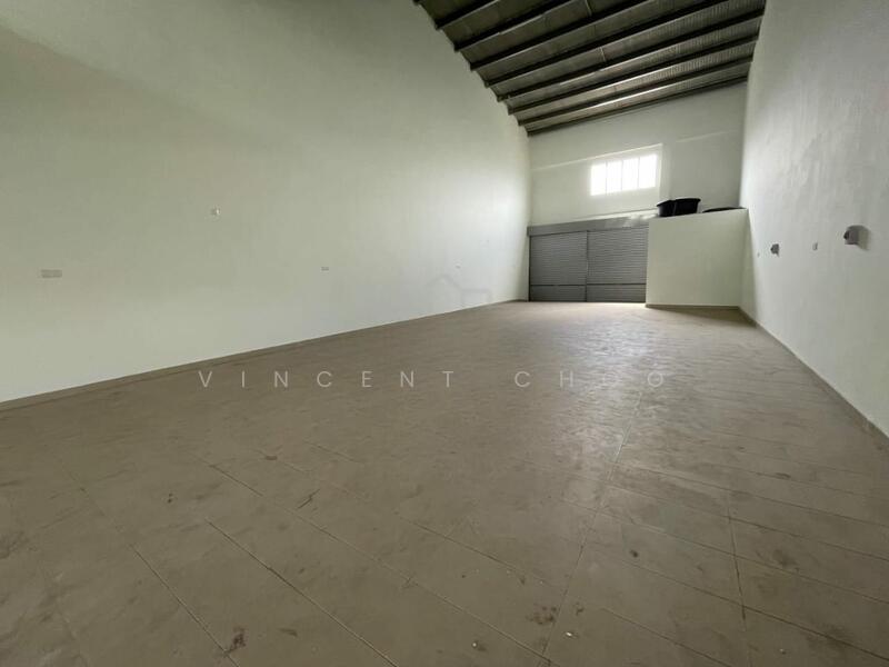 Untuk Disewa - MEDIUM & LIGHT INDUSTRIAL | 1.5 STOREY FACTORY | HIGH CELLING