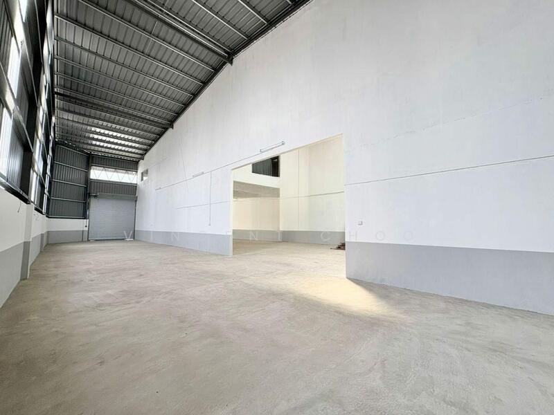 Untuk Disewa - EASY LOADING | 1.5 STOREY FACTORY | LOW COST RENTAL