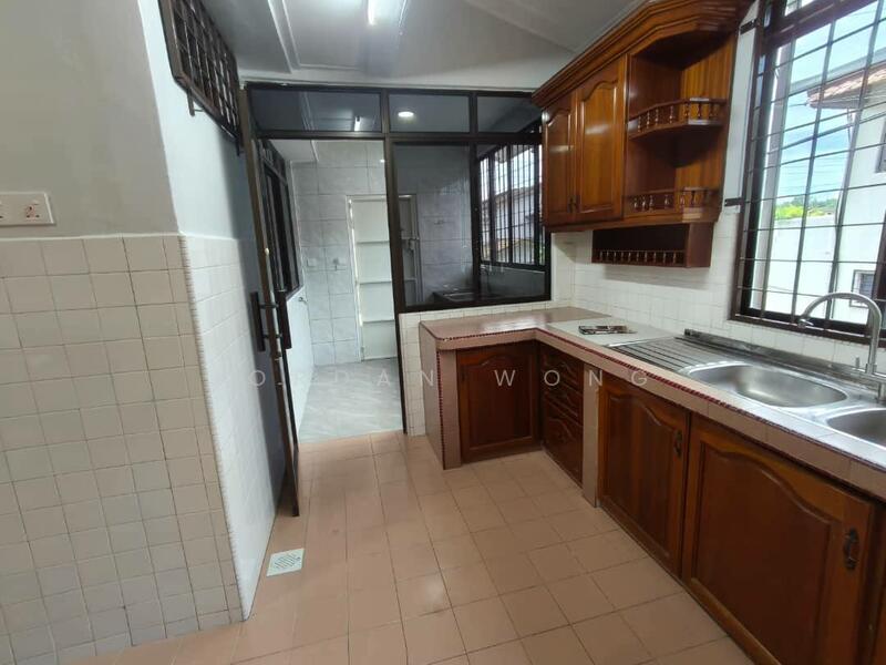 For Rent - Perling, Jalan Belibis, Corner House, bukit indah