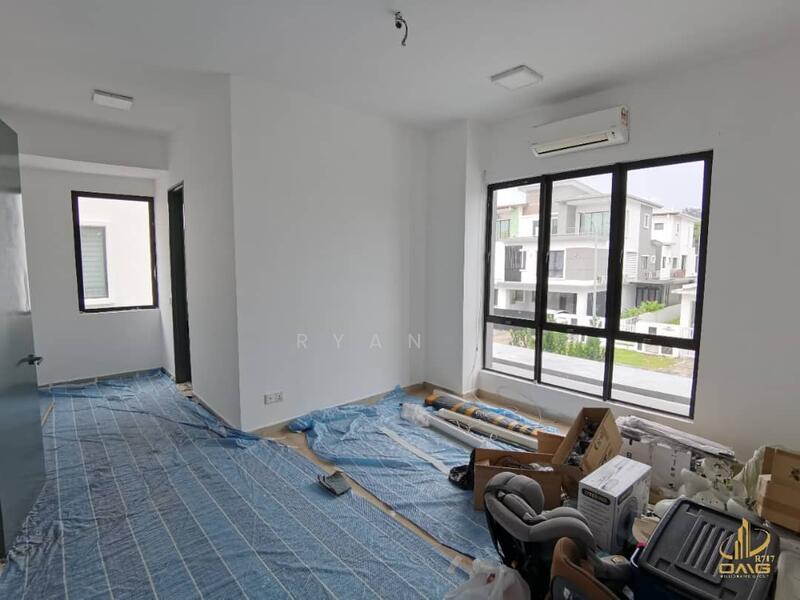 Semi-Detached House for Sale in Setia Utama (Setia Alam) - Ryan . - PropertyGuru.com.my