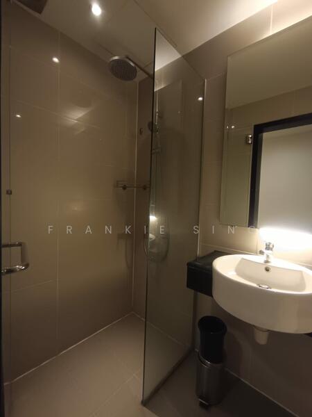 Untuk Disewa - Centrestage Designer Suite