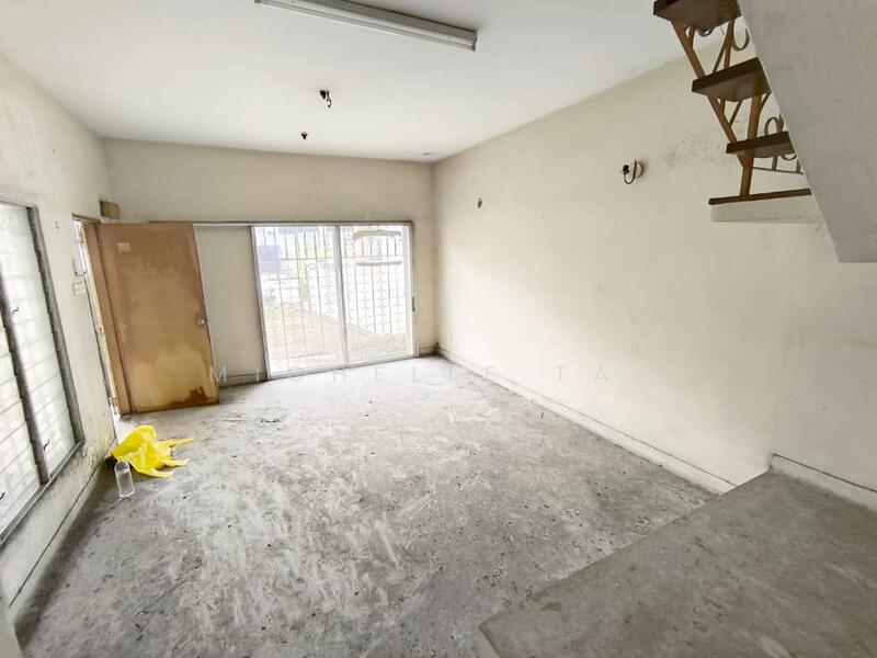 Untuk Dijual - Terraced House at Damansara Jaya
