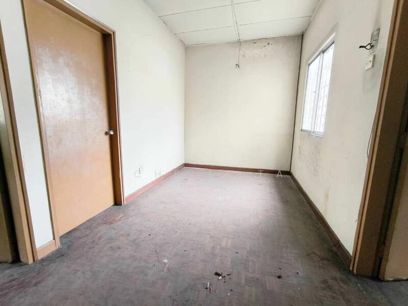 Untuk Dijual - Terraced House at Damansara Jaya