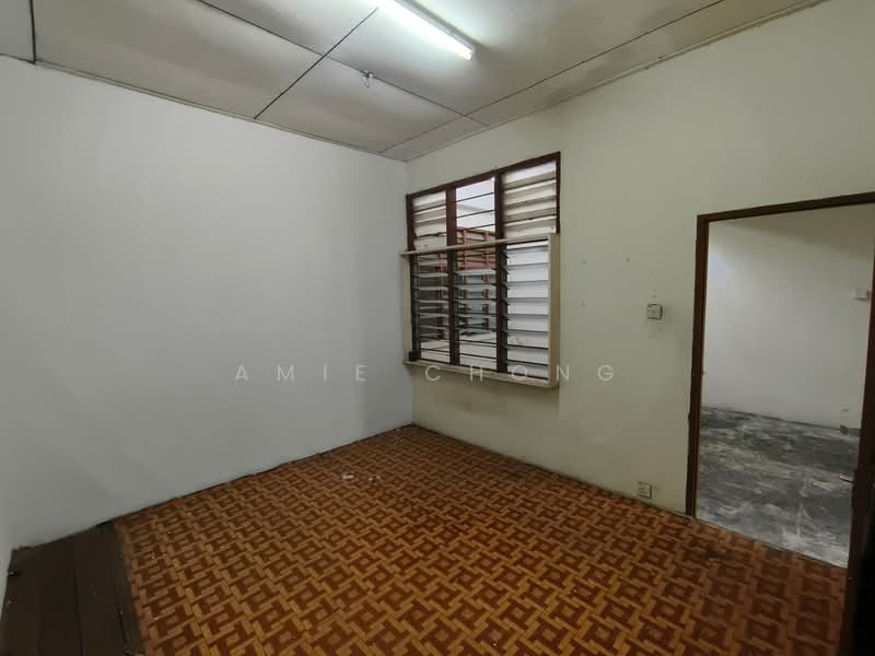 1-storey Terraced House for Sale in Taman Canning (Ipoh) - Amie Chong - PropertyGuru.com.my
