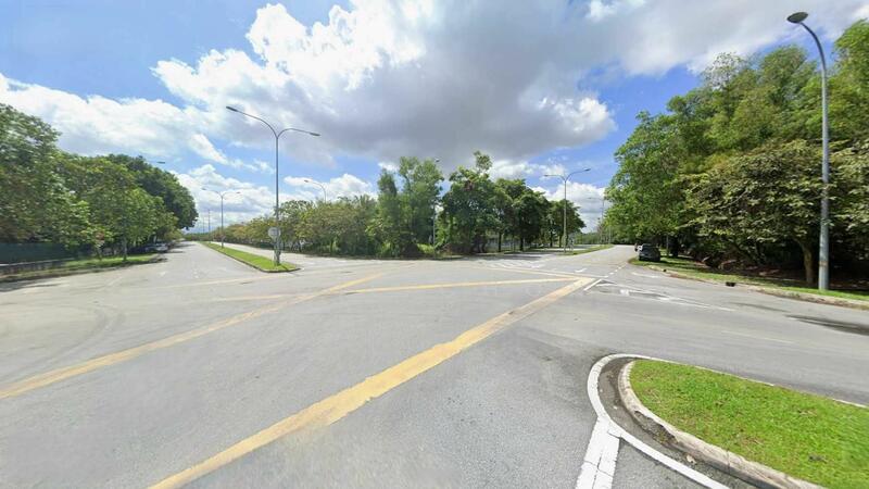 Untuk Dijual - 10.7 ACRE LAND at Nilai Seremban. Corner Mainroad. 1min to Residential & Industrial Areas
