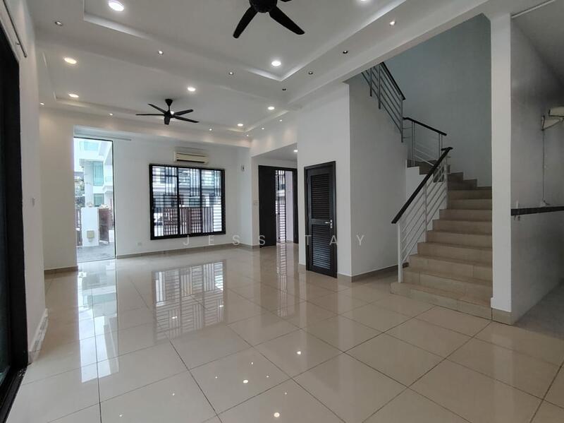 Untuk Disewa - Taman Sinar Mahkota