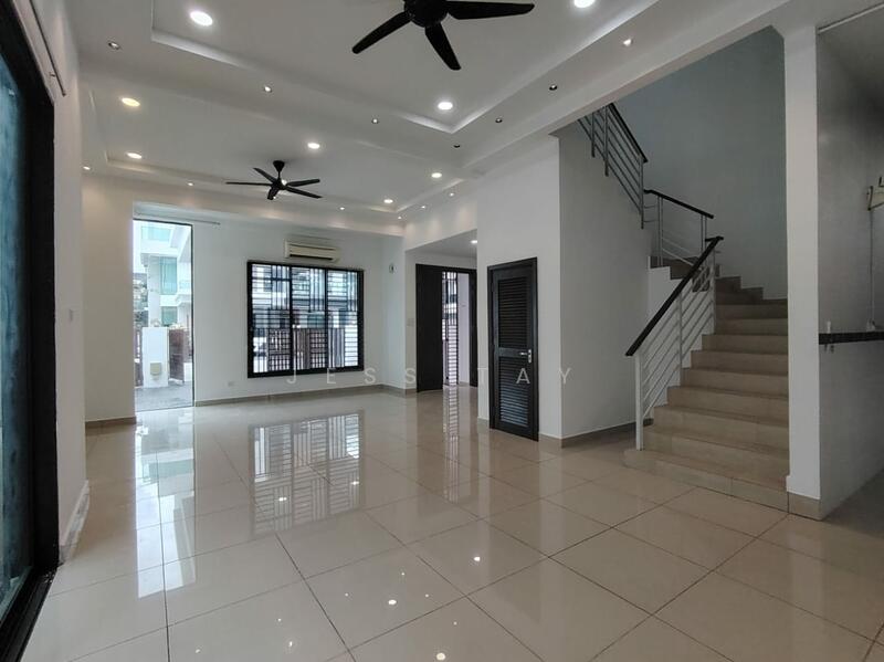 Untuk Disewa - Taman Sinar Mahkota