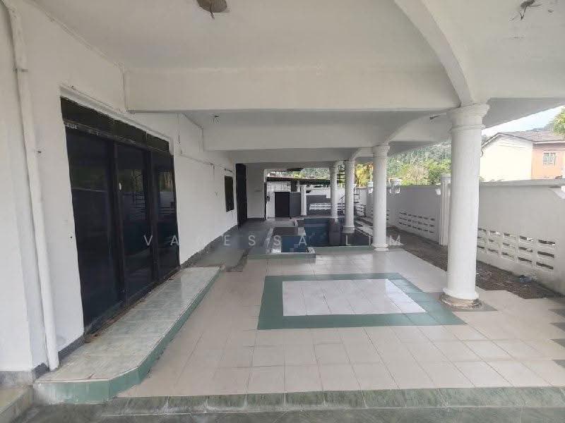 Rumah Teres 2-Tingkat untuk Dijual di Taman Bukit Perdana (Batu Pahat) - Vanessa Lim - Exterior - PropertyGuru.com.my