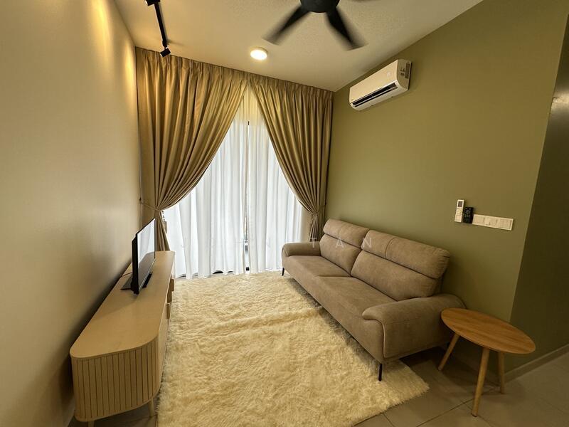 Untuk Disewa - The Hipster