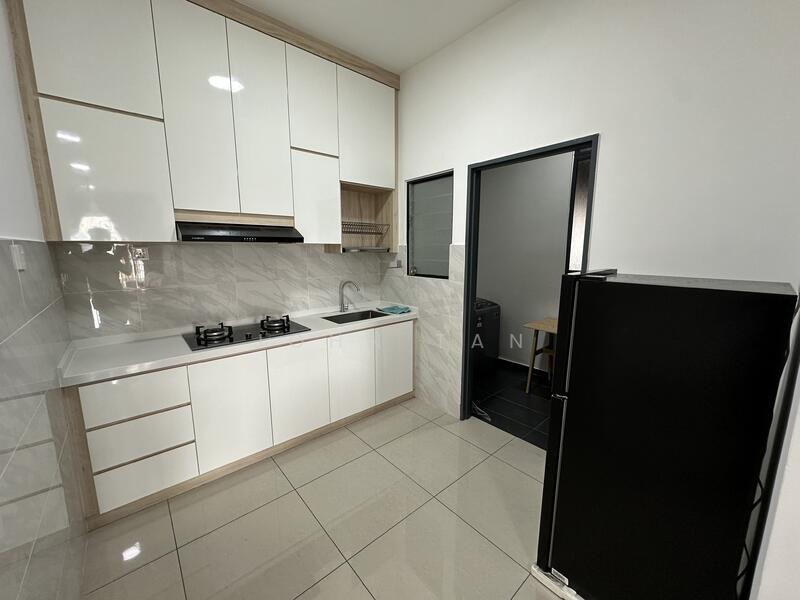 Untuk Disewa - The Hipster