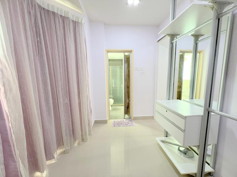 For Sale - Regency Heights Condo