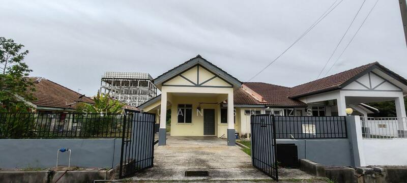 For Sale - Semi-D Taman Sri Bayu Bagan Lalang Sepang