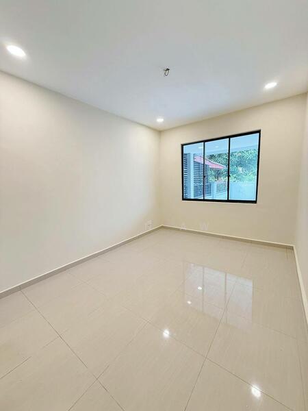 For Sale - Taman Perling